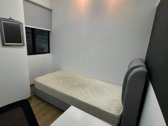 Room for rent in Petaling, Alam Impian