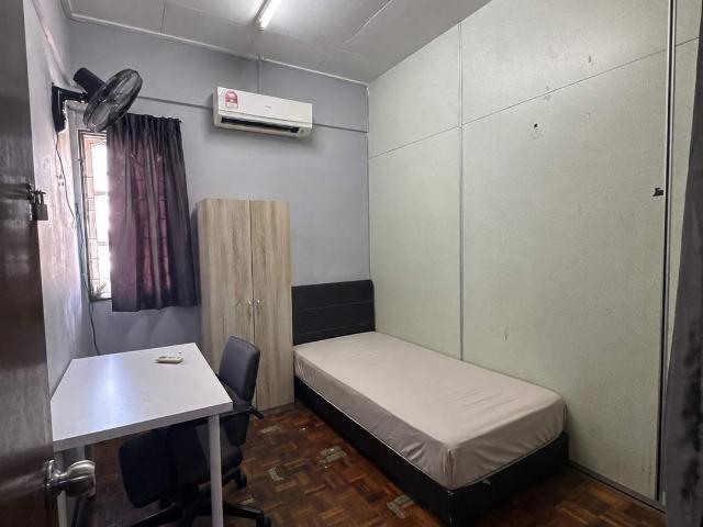 Room for rent in Petaling, Subang Jaya