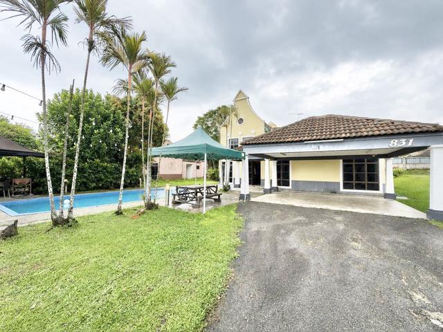 Bungalow for sale in Alor Gajah