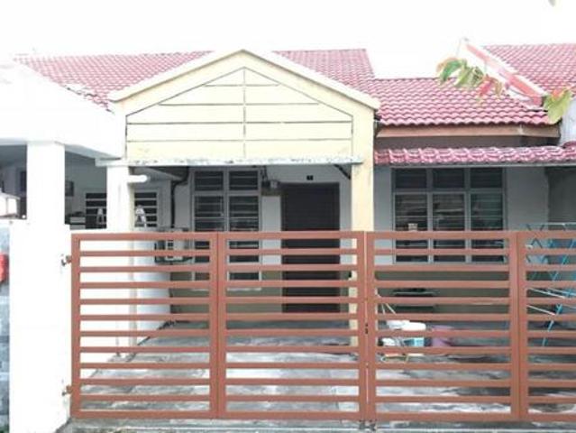 Terraced House for sale in Tanjong Sepat, Selangor