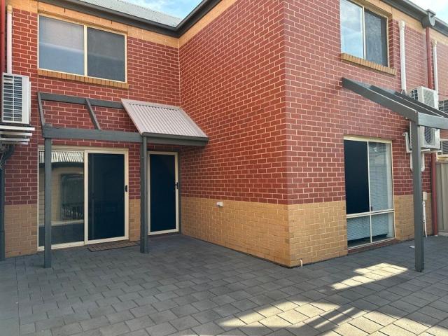 Townhouse for rent in Horseshoe Creek, South Australia