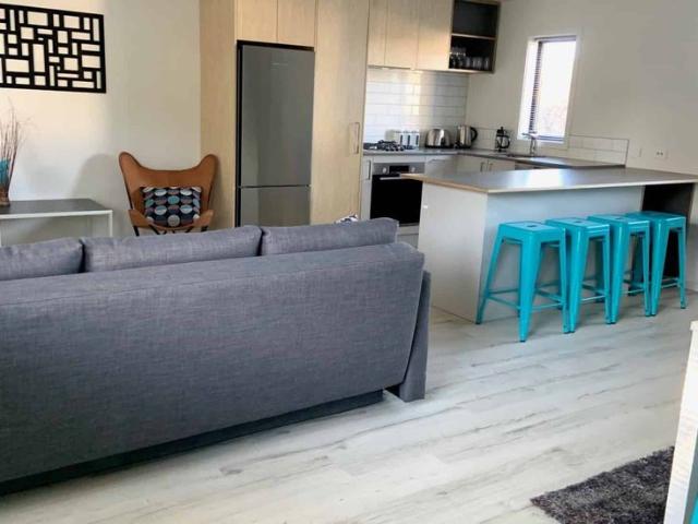 Townhouse for rent in Heathcote, Canterbury