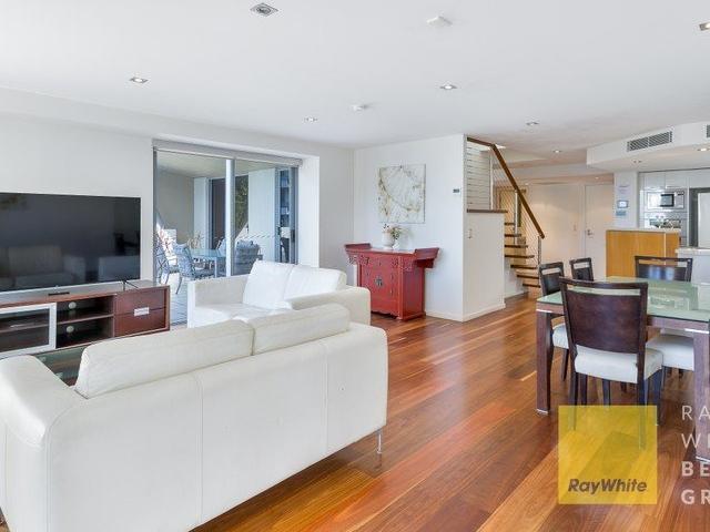 Apartment for rent in Surfers Paradise, Gold Coast City