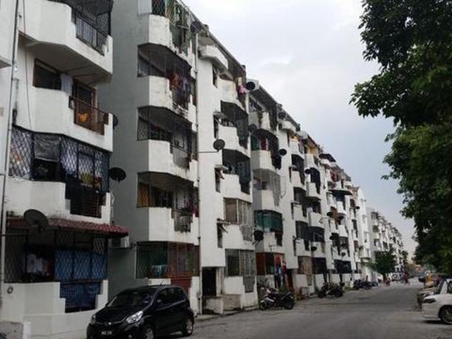 Apartment for sale in Petaling Jaya, Petaling