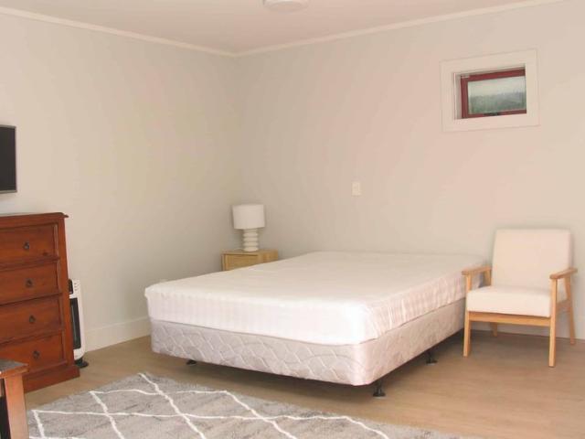 Property for rent in Otakou