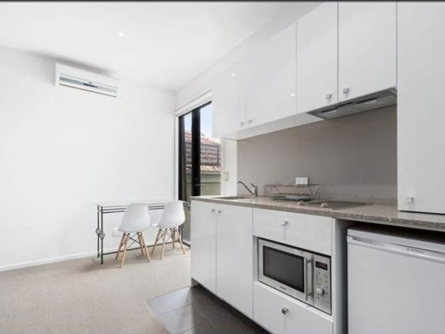 Granny Flat for rent in Camerons Creek, Victoria