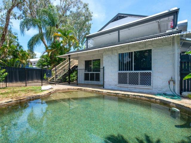 Granny Flat for rent in Port Douglas, Queensland