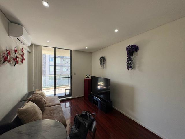 Apartment for rent in Rosehill, Sydney