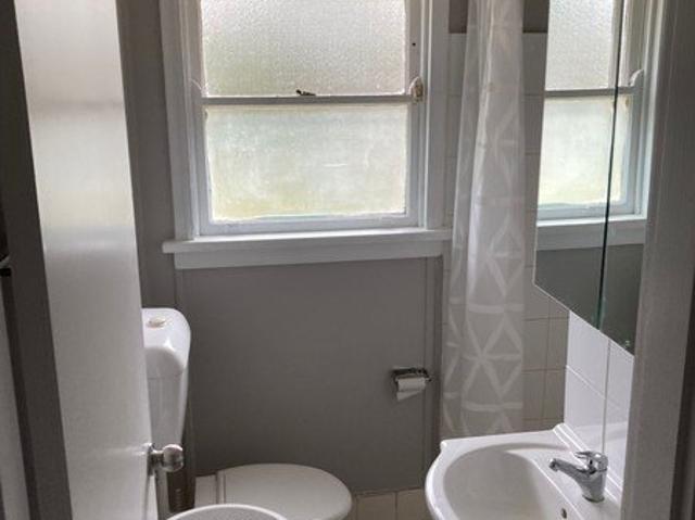 Granny Flat for rent in Wellington, New South Wales