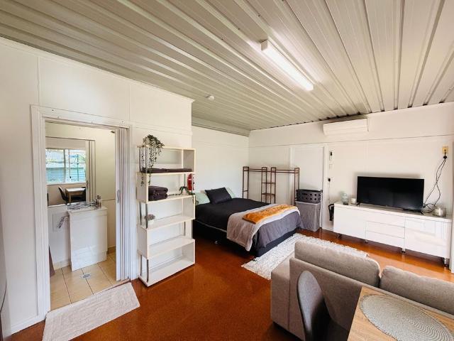 Granny Flat for rent in Girards Hill, New South Wales