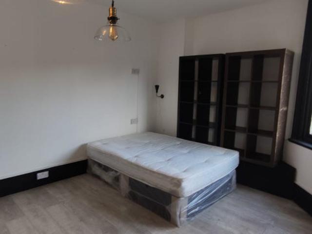 Studio for rent in Dudden Hill, Greater London