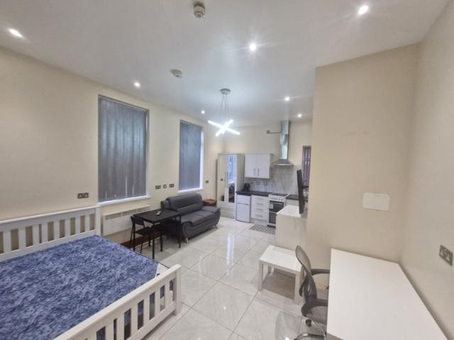 Studio for rent in Edgbaston, West Midlands