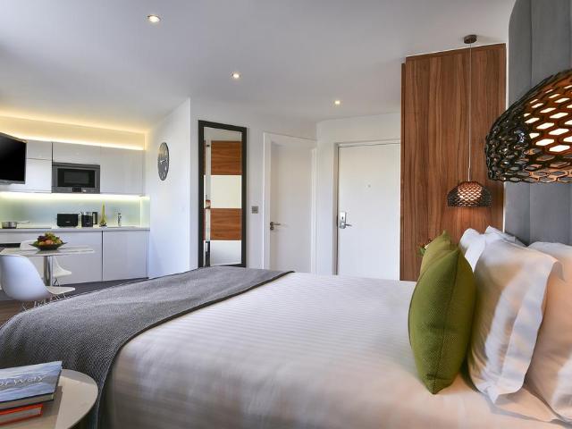 Apartment for rent in Boardwalk Place, Blackwall