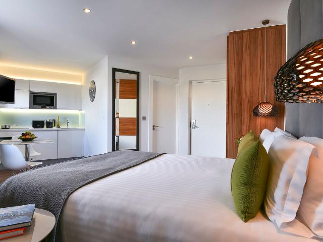 Studio for rent in Boardwalk Place, Blackwall