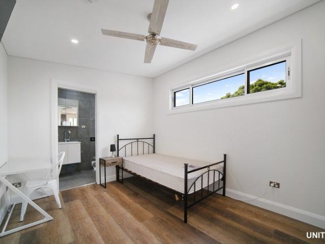 Granny Flat for rent in Sydney, New South Wales