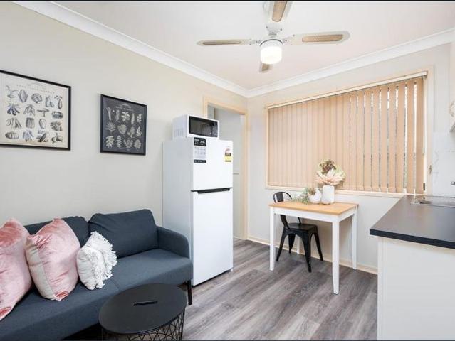 Granny Flat for rent in Toombul, Queensland