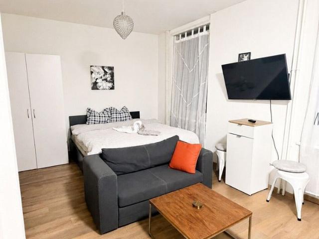 Apartment mieten in Einigen, Zürich
