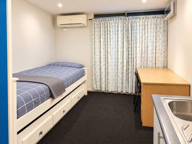 Granny Flat for rent in Footscray, Melbourne