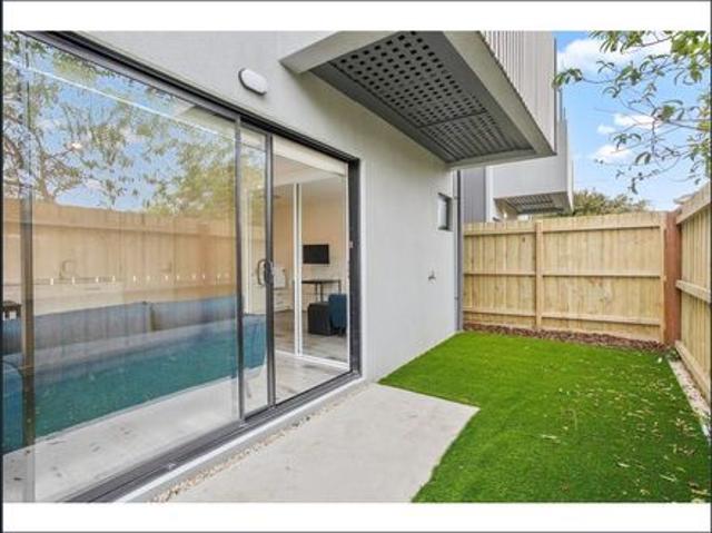 Granny Flat for rent in Camerons Creek, Victoria