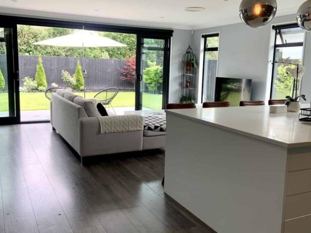 Apartment for rent in Chaslands, Canterbury
