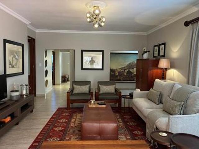 Apartment for rent in Waterkloof, Gauteng