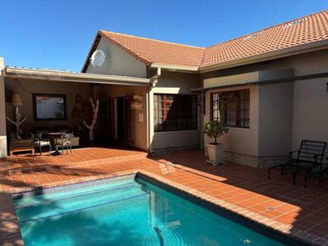 Apartment for rent in Waterkloof, Gauteng