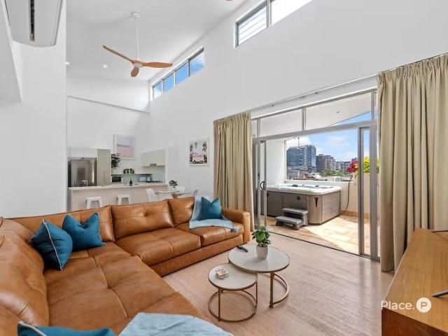 Apartment for sale in Toombul, Queensland