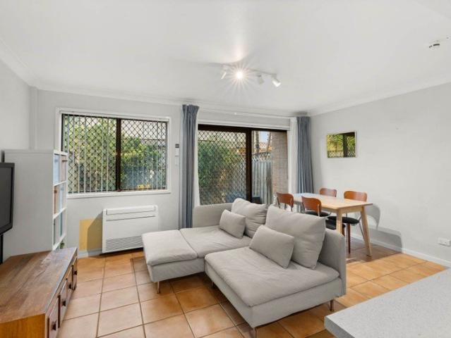 Townhouse for rent in Ambergate, New South Wales