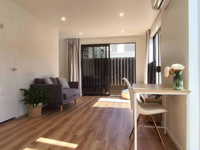 Townhouse for rent in Otakou
