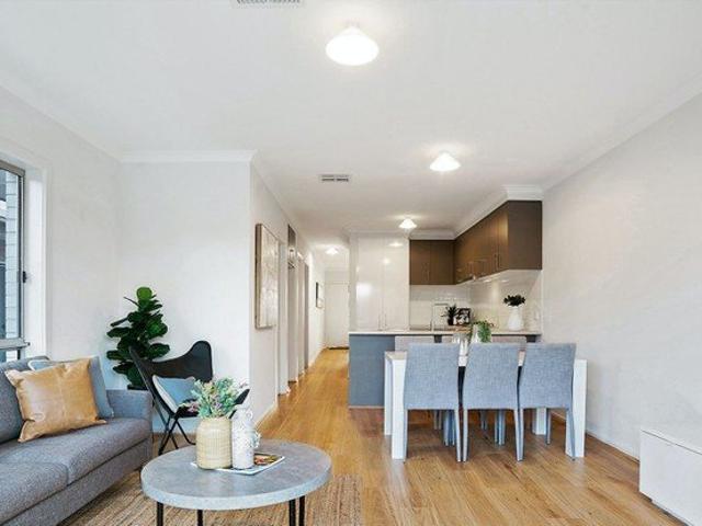 Townhouse for rent in Horseshoe Creek, South Australia
