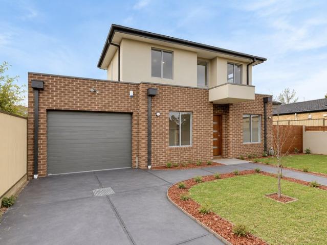 Townhouse for rent in Glenroy, Melbourne