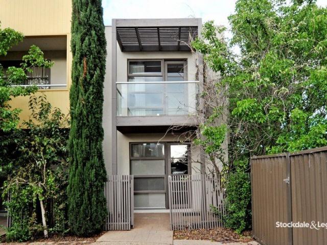 Townhouse for rent in Shepparton, Victoria