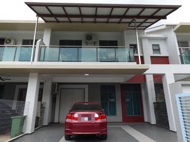 Terraced House for rent in Malaka