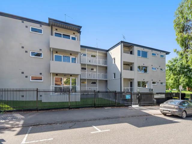 Apartment for rent in Parkville
