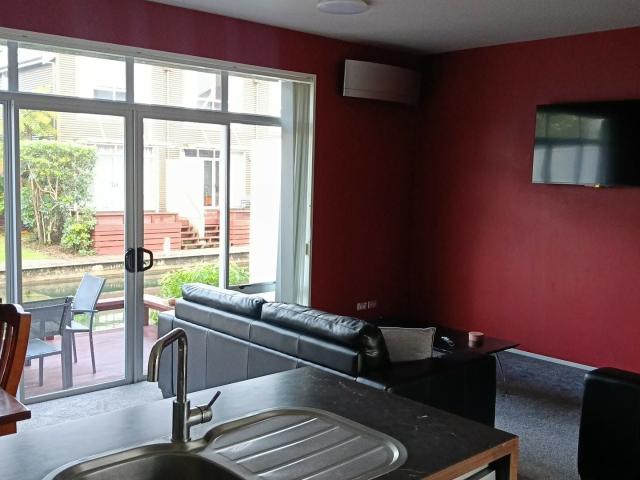 Apartment for rent in Mourea, Bay Of Plenty