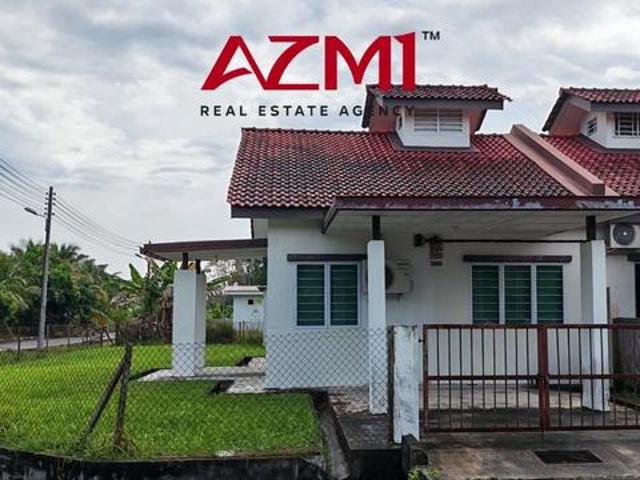 Terraced House for sale in Long Miri, Sarawak
