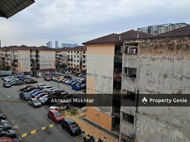 Apartment for sale in Petaling, Damansara Damai