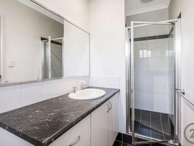 Townhouse for rent in Parklands, Western Australia