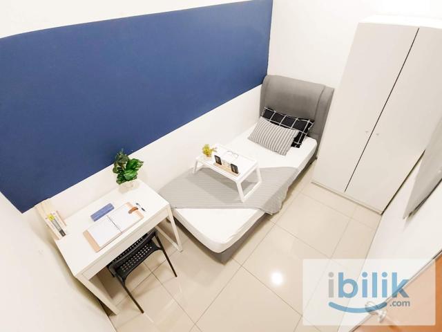 Room for rent in Petaling, Alam Impian