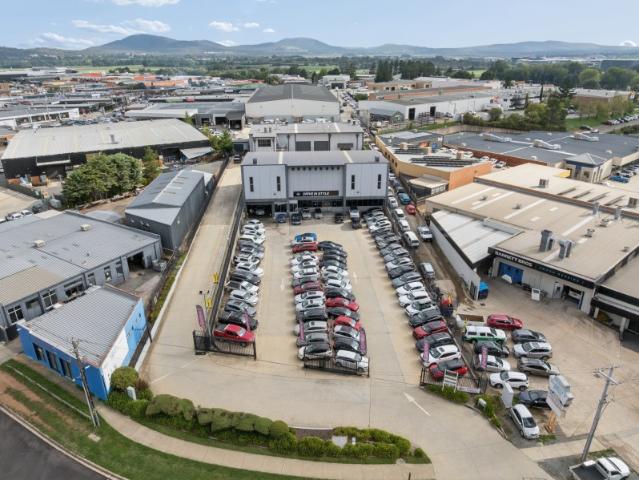 Warehouse for sale in Canberra, Australian Capital Territory