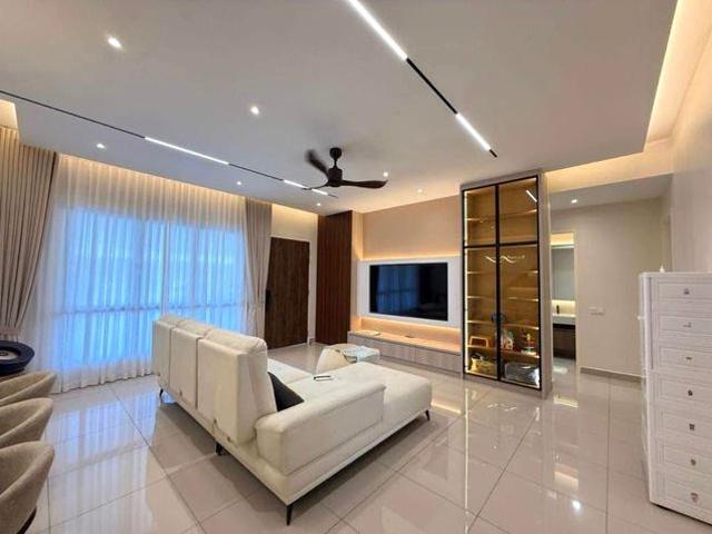 Townhouse for sale in Petaling, Alam Impian