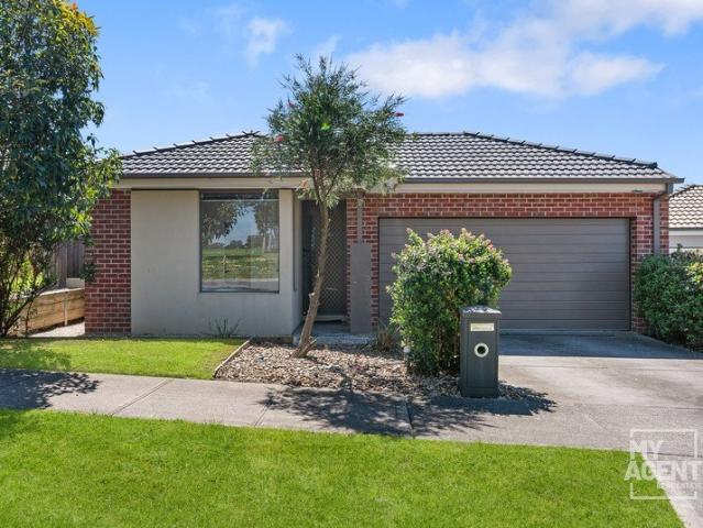 House for sale in Hazelcroft Estate, Melbourne