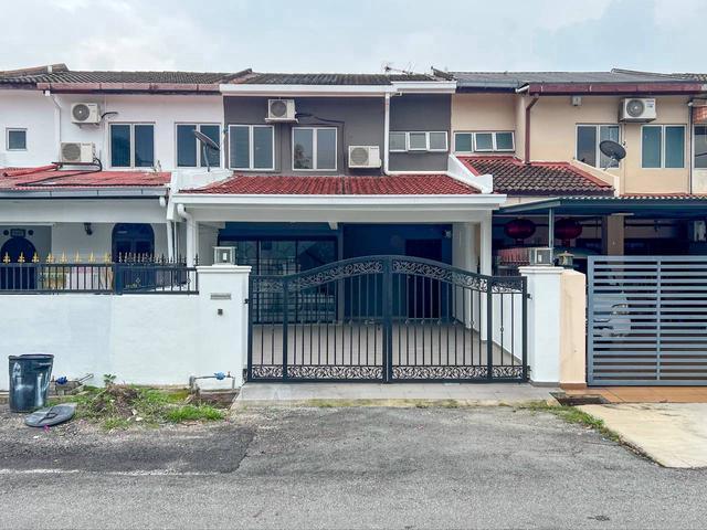 Terraced House for sale in Petaling, Subang Jaya