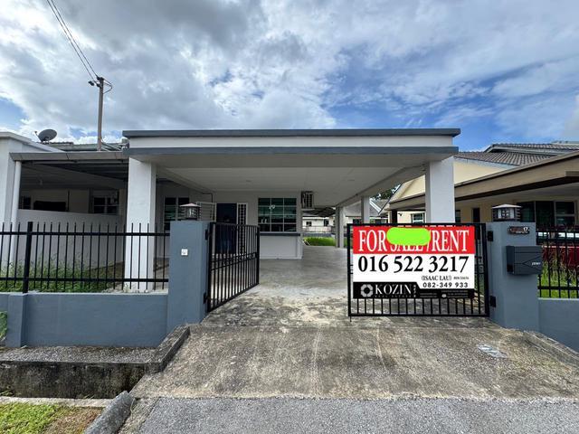 Terraced House for rent in Kuching