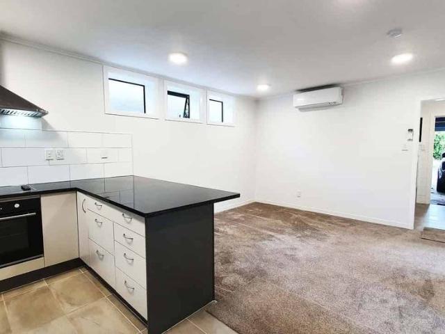 Apartment for rent in Hillsborough, Oroua County