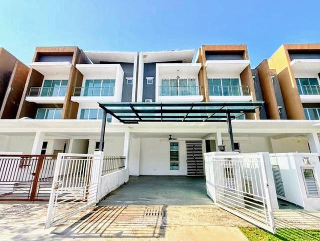 Terraced House for sale in Sendayan Village, Negeri Sembilan