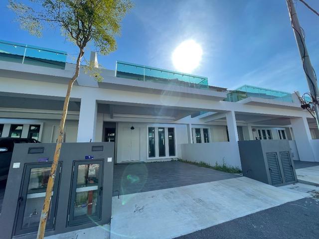 Terraced House for sale in Ujong Pasir, Malaka