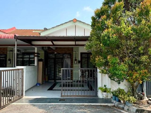 Terraced House for sale in Wellesley, Penang