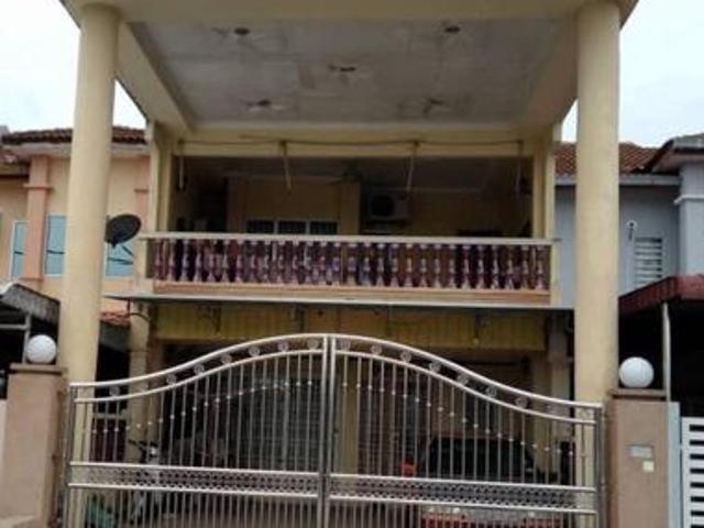 Terraced House for sale in Kuala Selangor, Selangor