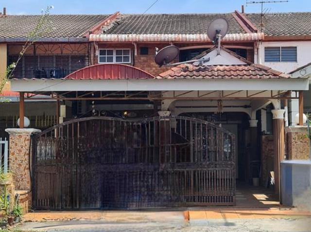 Terraced House for sale in Banting, Selangor